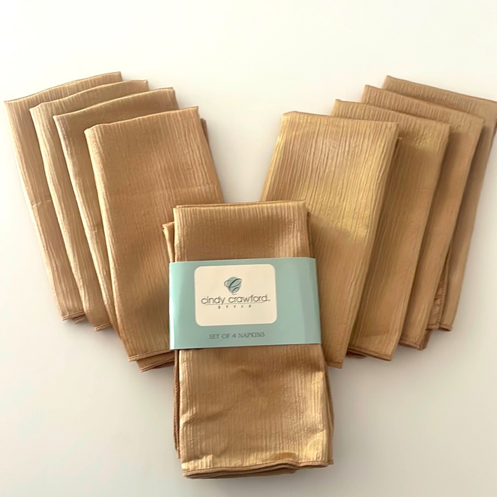 Cindy Crawford Style Gold Napkins